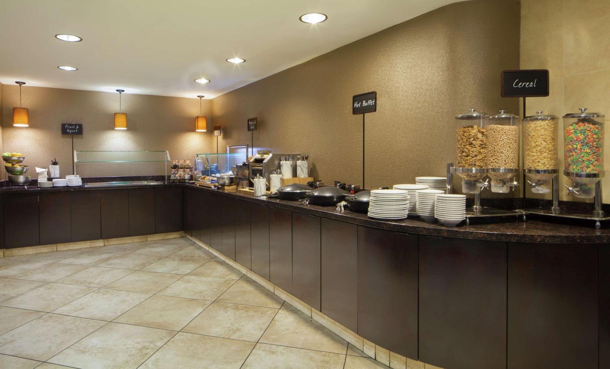 Embassy Suites By Hilton Philadelphia Airport Exteriör bild