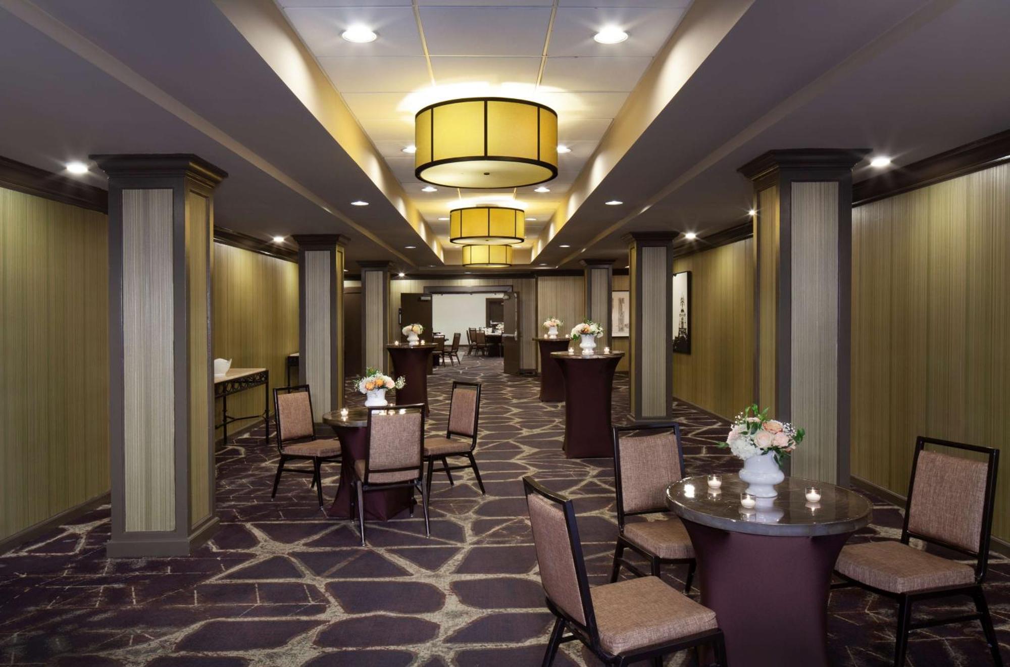 Embassy Suites By Hilton Philadelphia Airport Exteriör bild